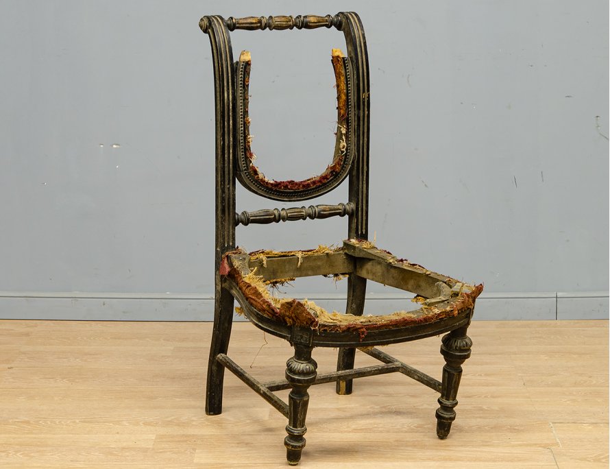 Антикварный будуарный стул
