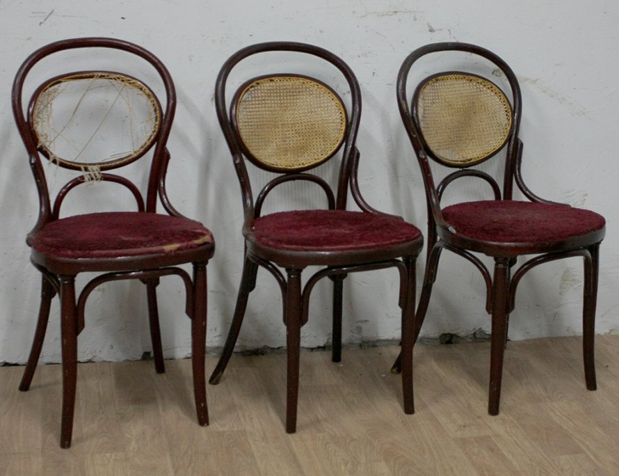 Старинные венские стулья