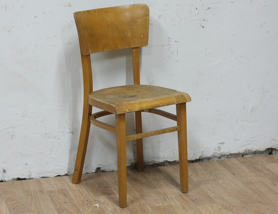 Старинный чехословацкий стул