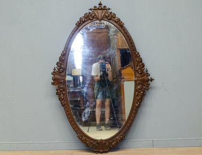 Антикварное резное настенное зеркало 19 века