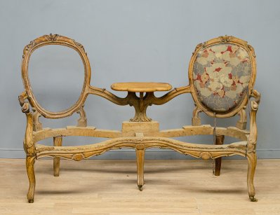 Антикварный диван тет-а-тет 19 века