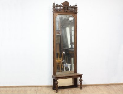 Ореховое простеночное зеркало 19 века