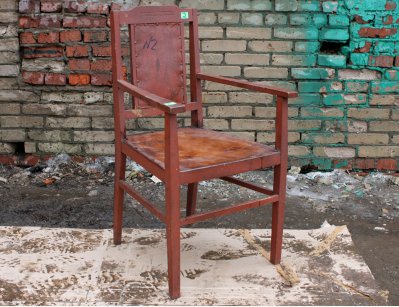 Старинный стул-кресло