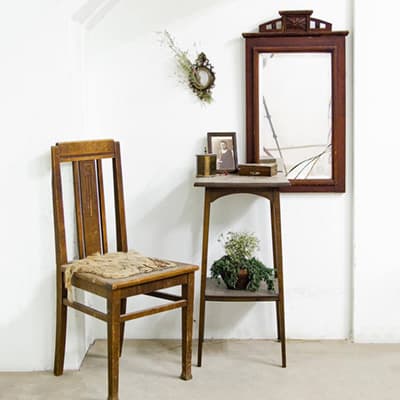 Консоли и подставки в интерьере: как маленькие предметы создают большой эффект