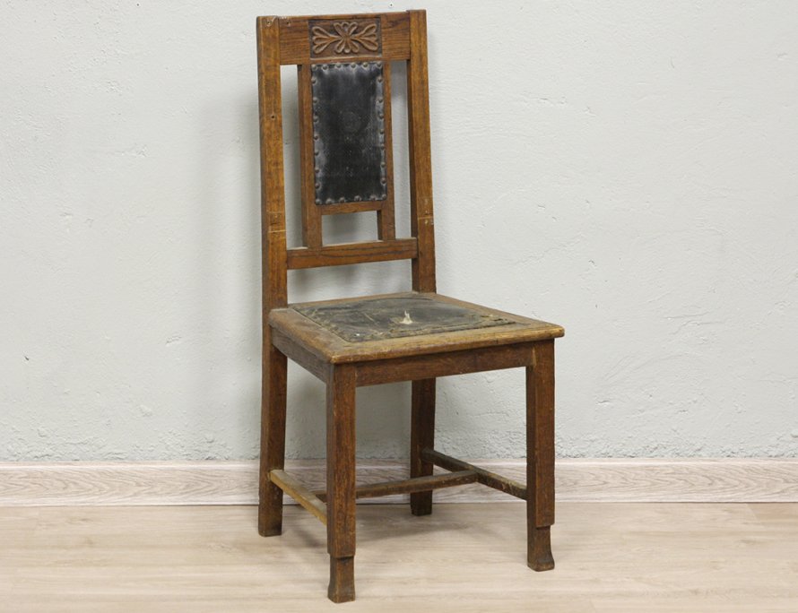 Дубовый стул начала 20 века