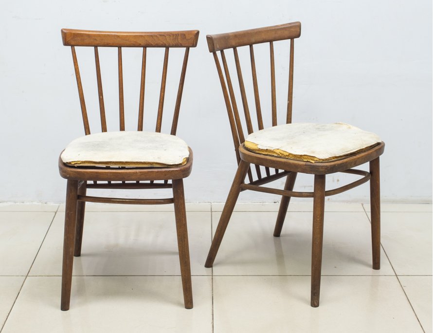Пара винтажных стульев Antonín Šuman