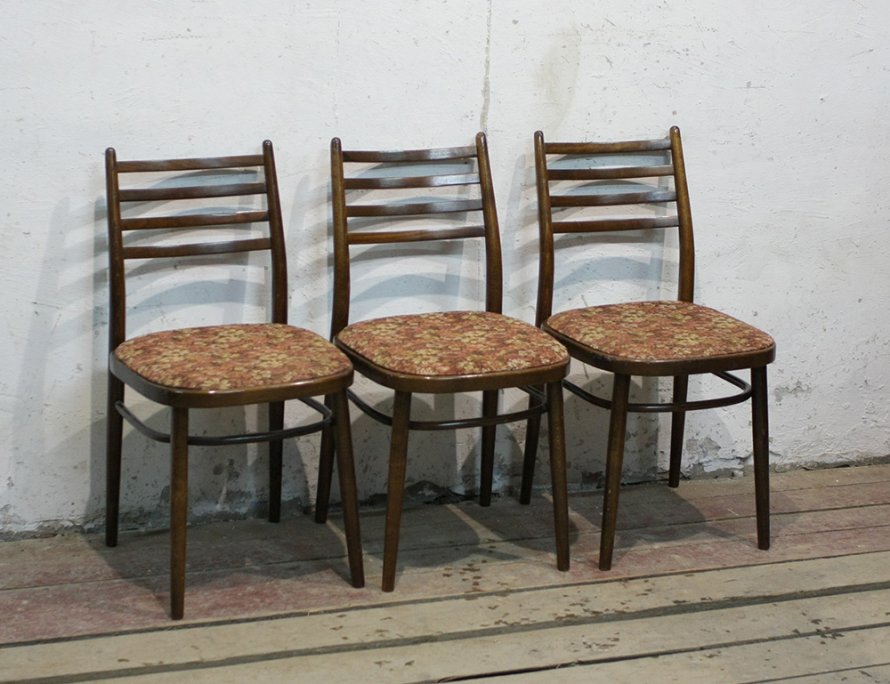 Три чехословацких стула