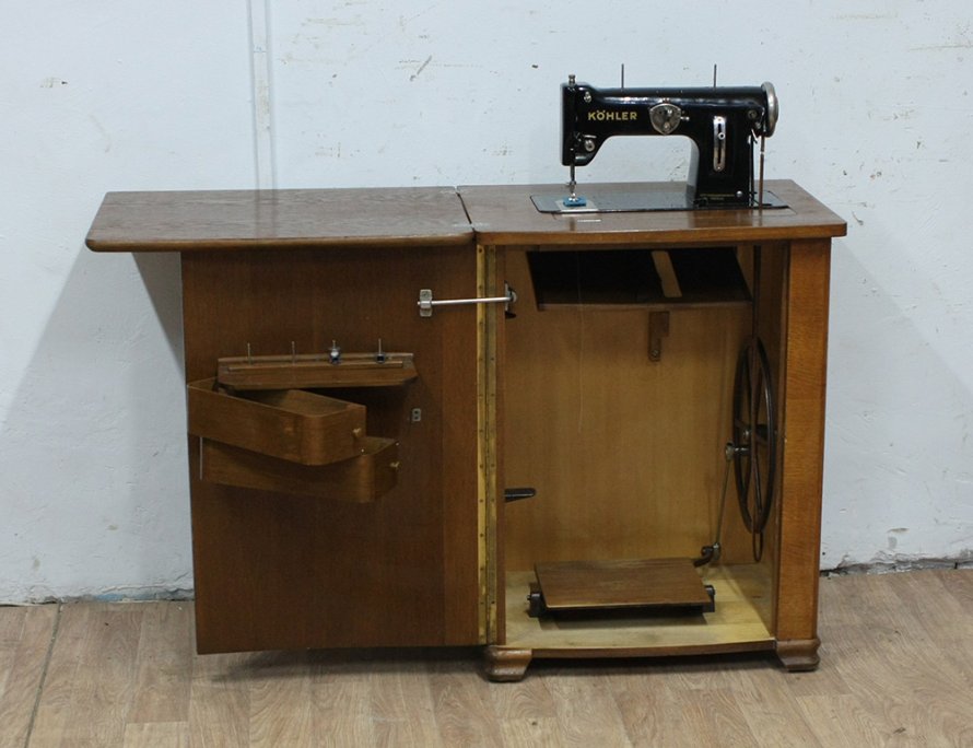 Старинная швейная машинка Kohler