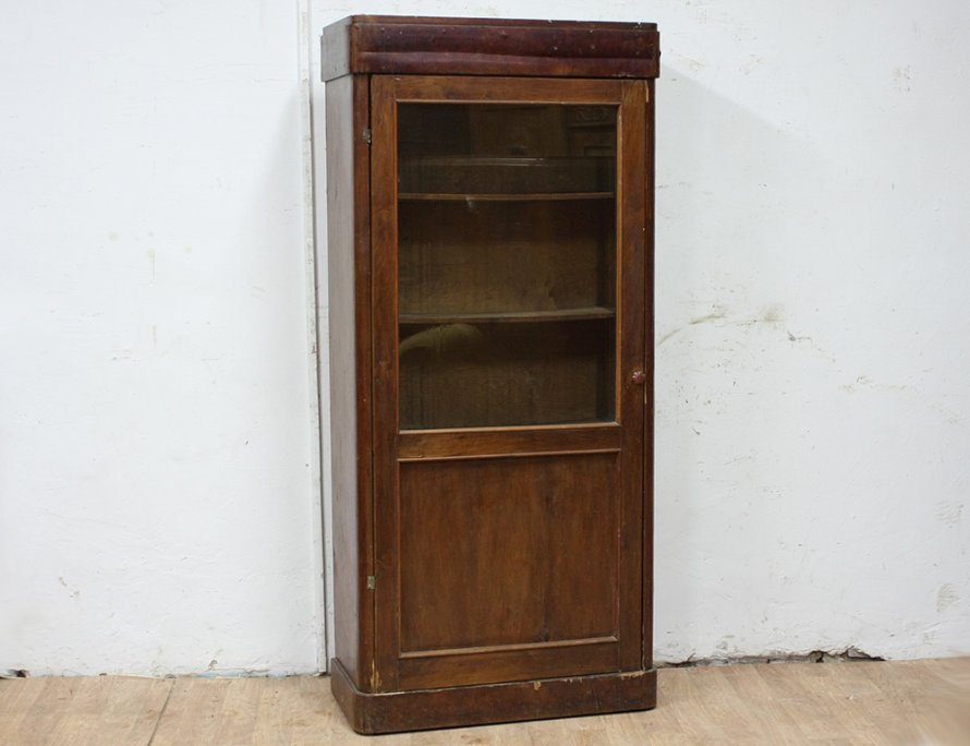 Старинный кабинетный шкаф