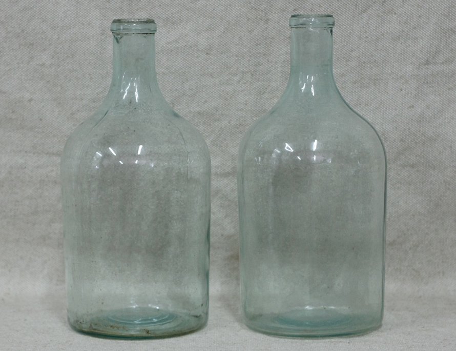 Старинные бутыли