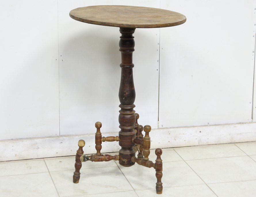 Старинный столик геридон