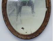 Антикварное овальное зеркало