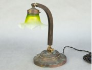 Старинная лампа в стиле модерн