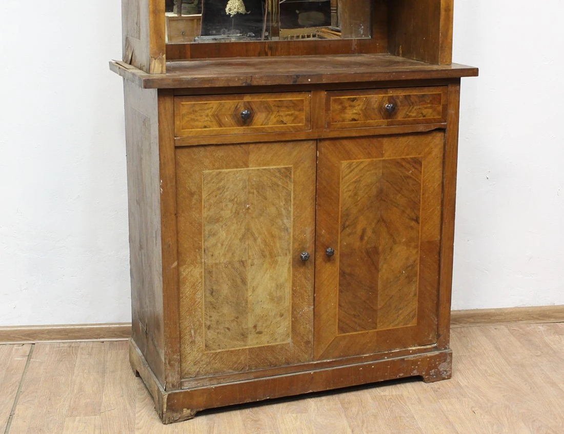 Реставрация орехового буфета