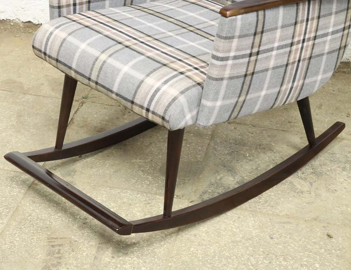 Реставрация винтажного кресла-качалки