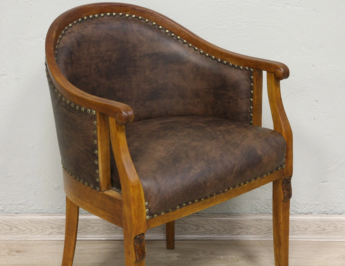 Реставрация дубового кабинетного кресла