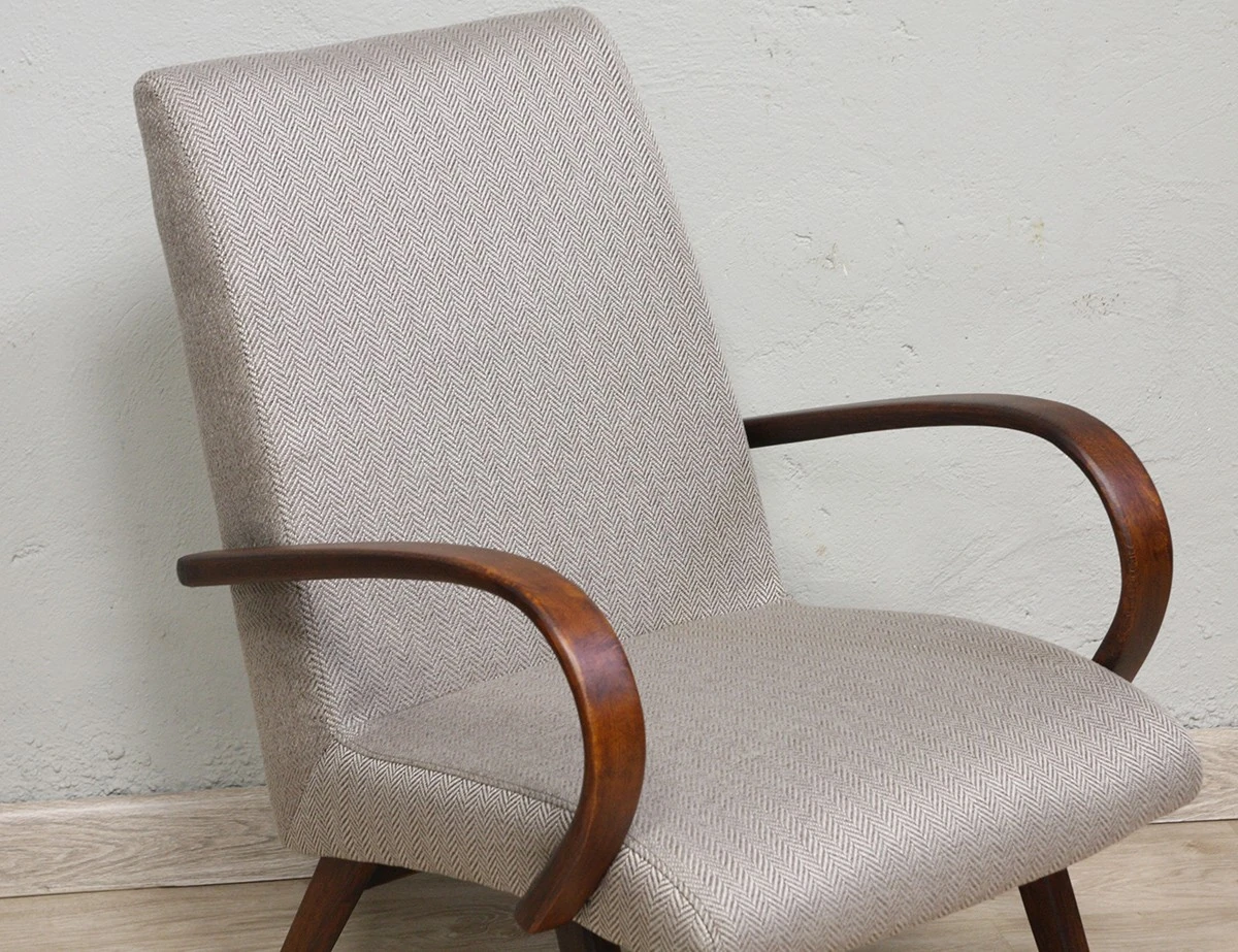 Реставрация кресла фибрики Ton