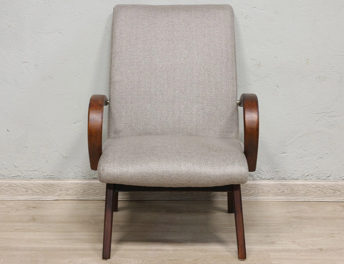 Реставрация кресла фибрики Ton