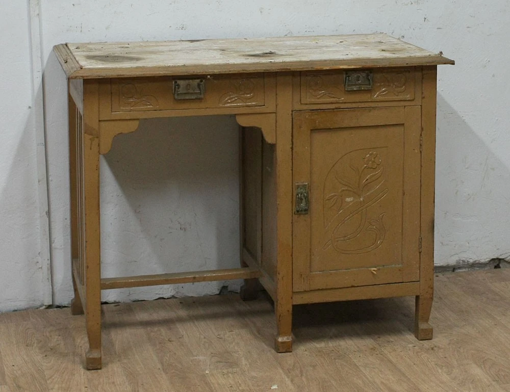 Реставрация письменного стола