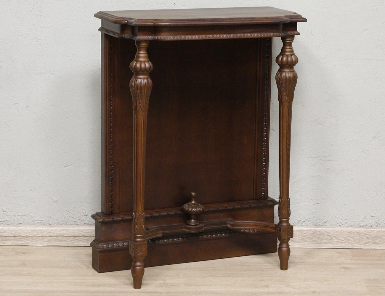 Реставрация антикварной консоли 19 века