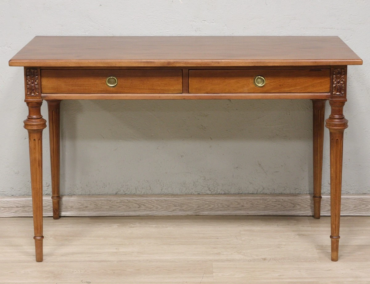 Реставрация антикварного письменного стола