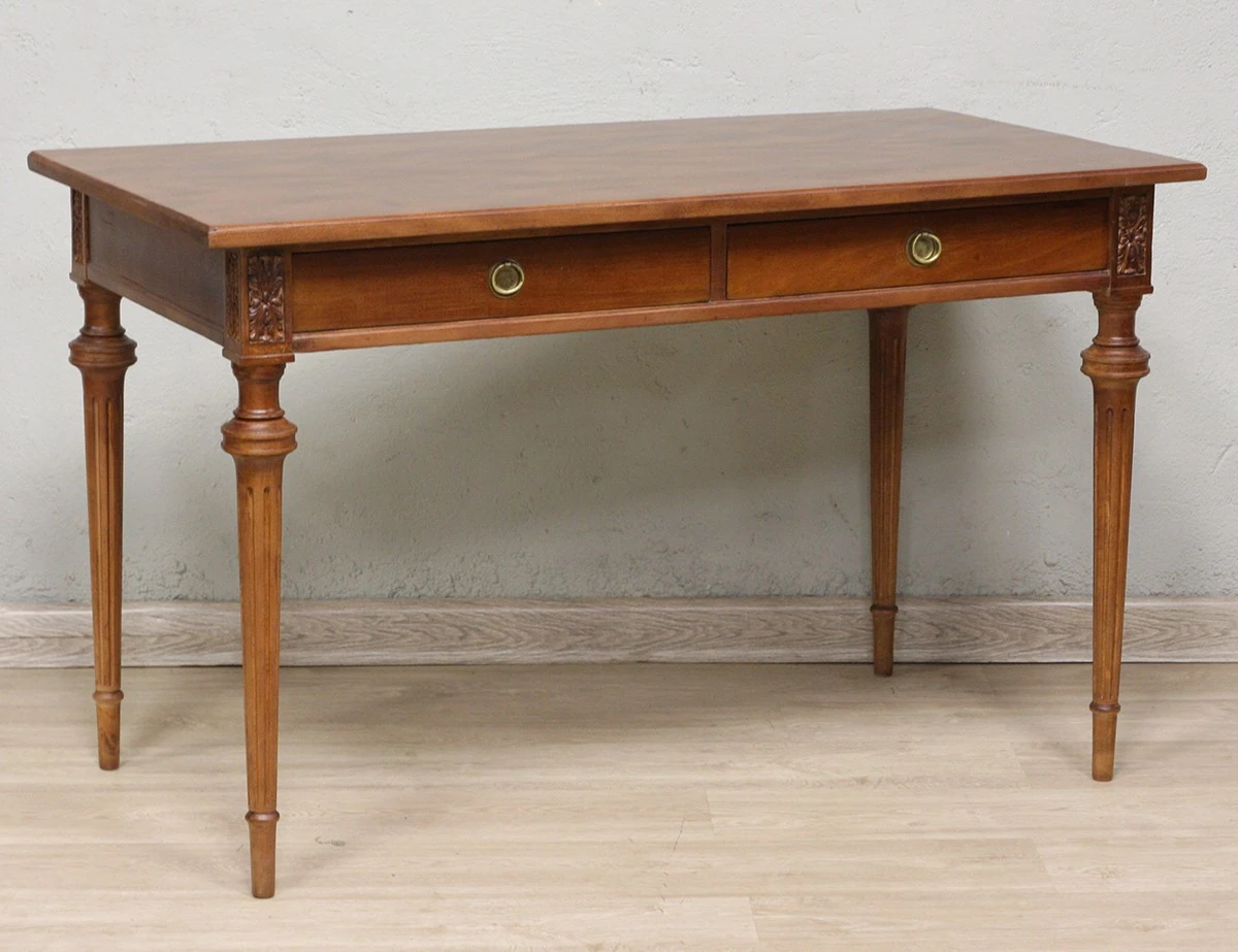 Реставрация антикварного письменного стола