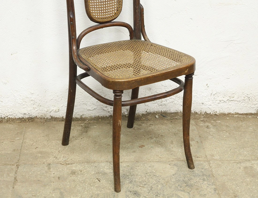 Реставрация стула №235 фирмы Конъ