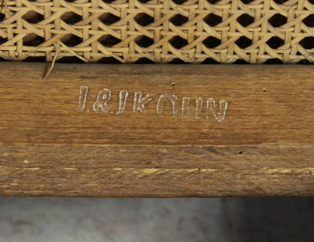 Реставрация стула №235 фирмы Конъ