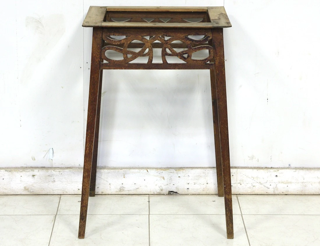 Реставрация старинного дубового столика