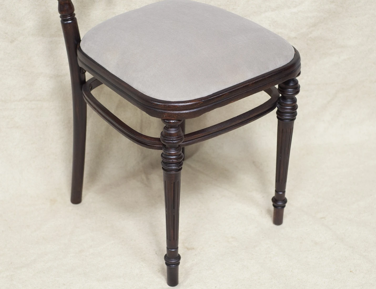 Реставрация венского стула №150 Фирмы Конъ