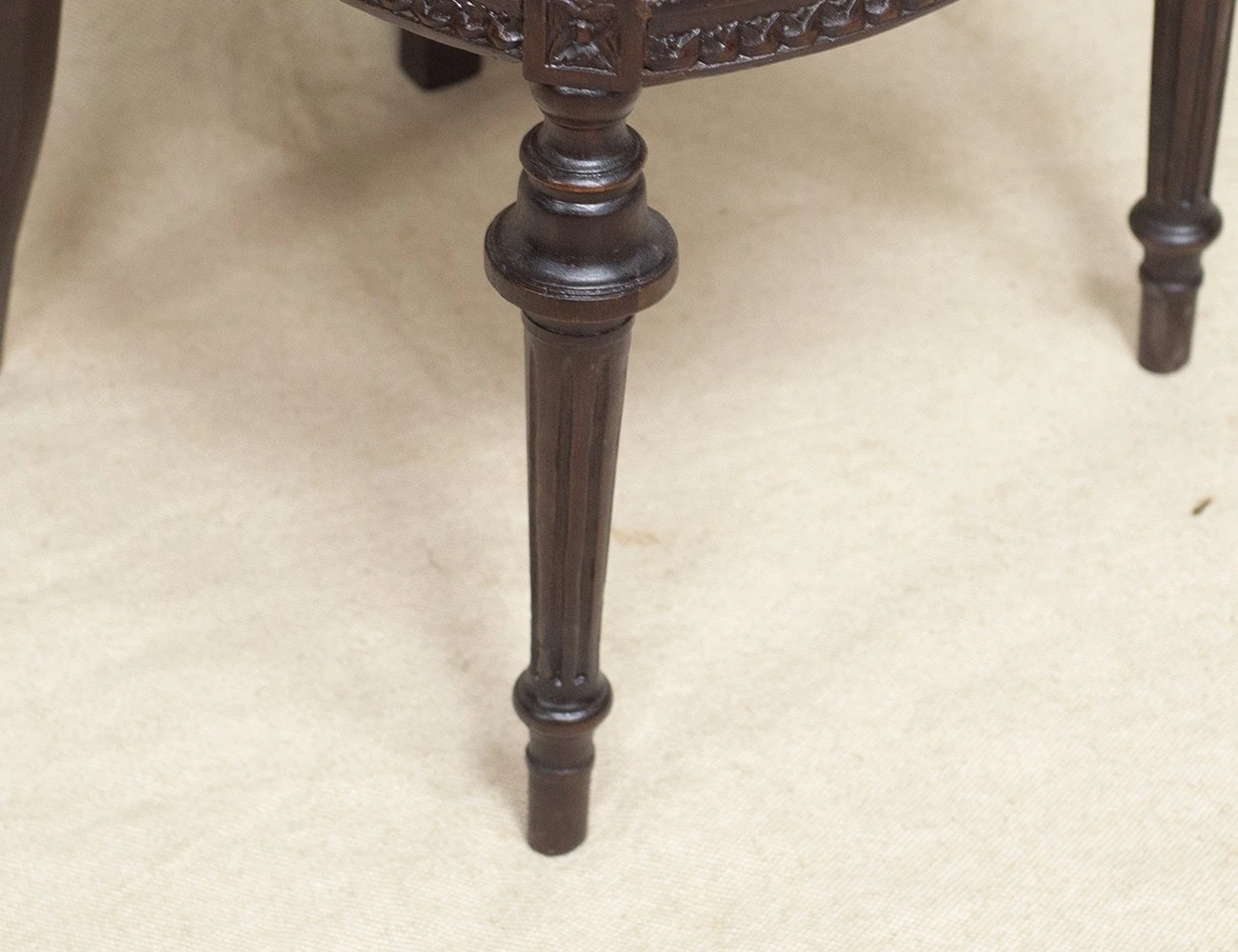 Реставрация антикварного стула 19 века