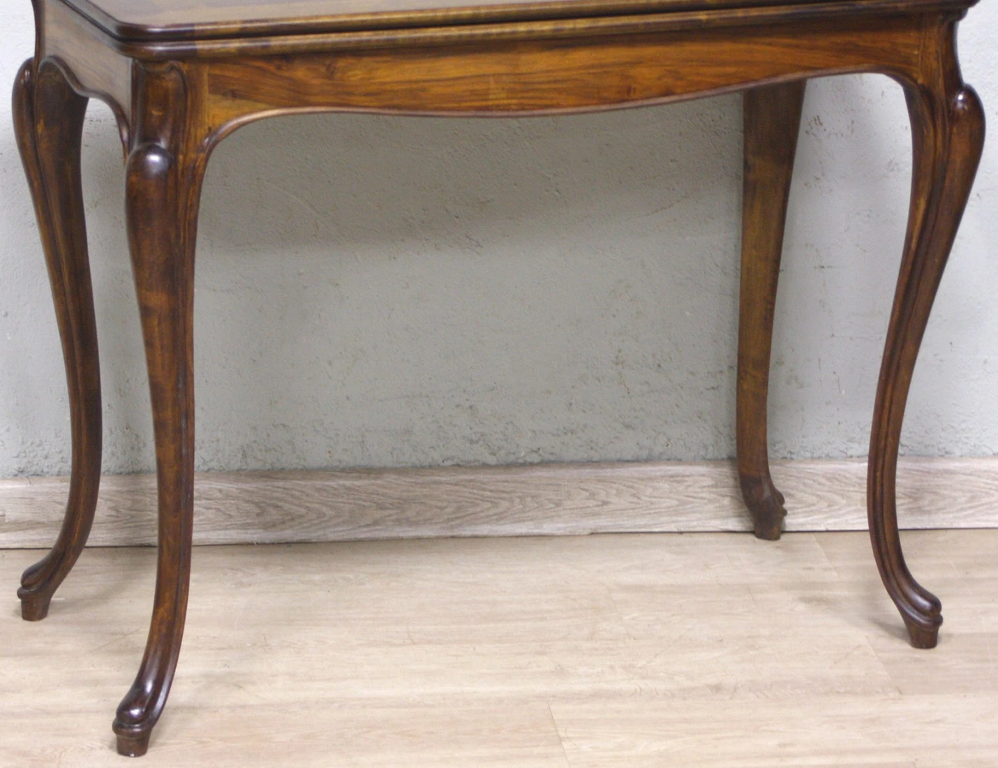 Реставрация антикварного ломберного столика