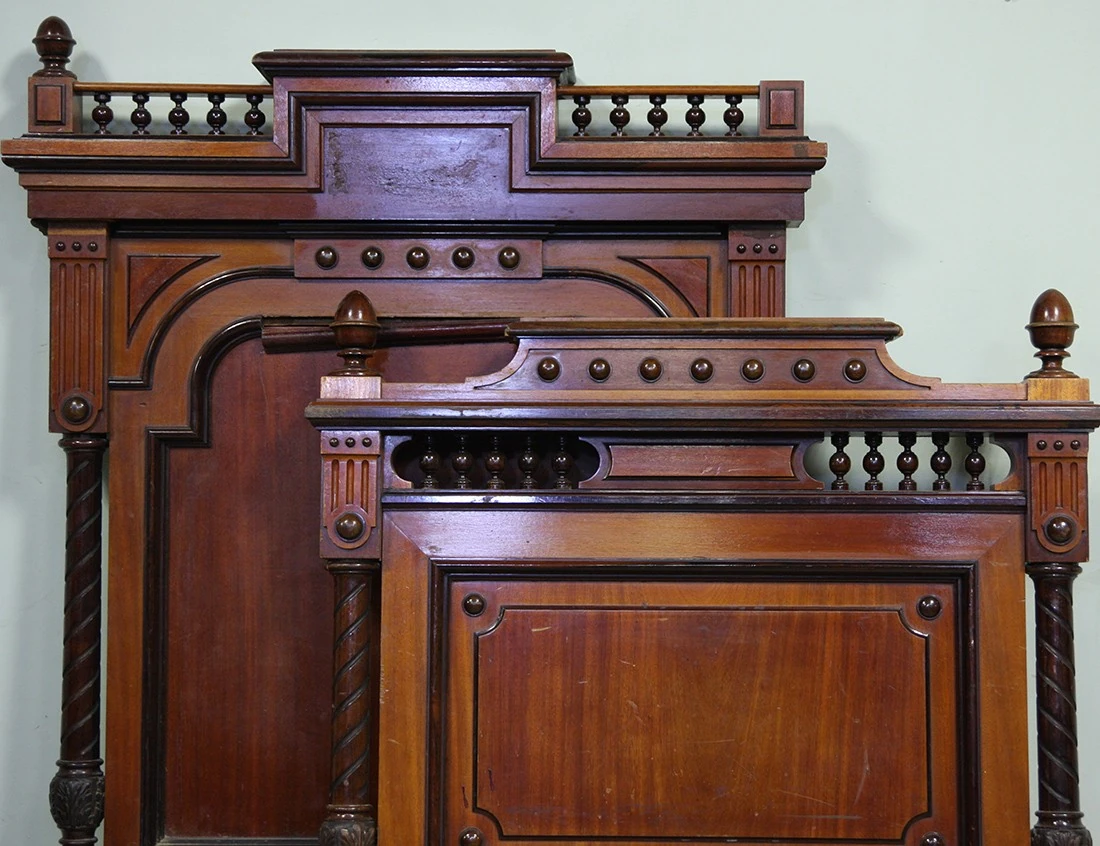 Реставрация антикварной кровати 19 века