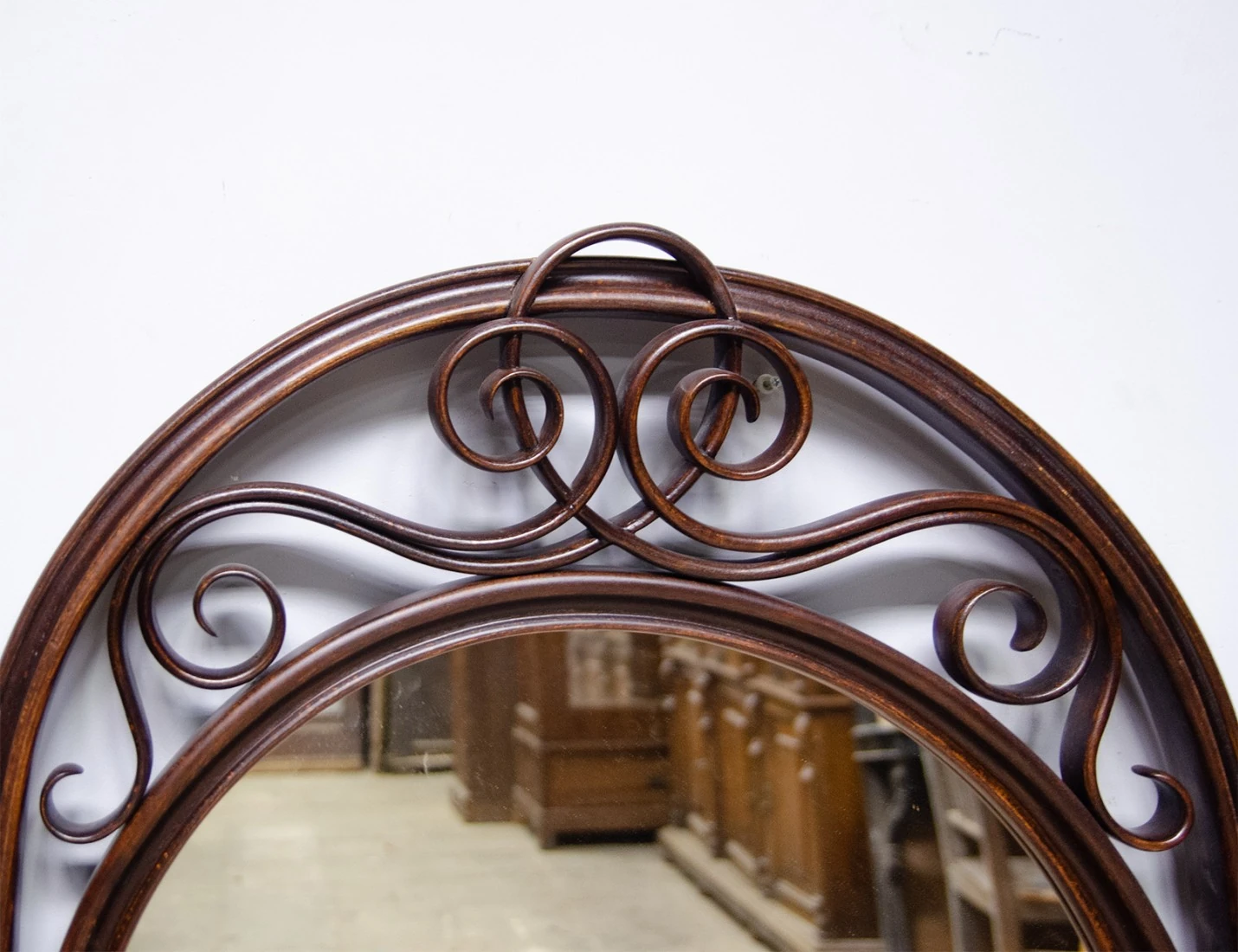 Реставрация гардеробного зеркала Братьев Тонет