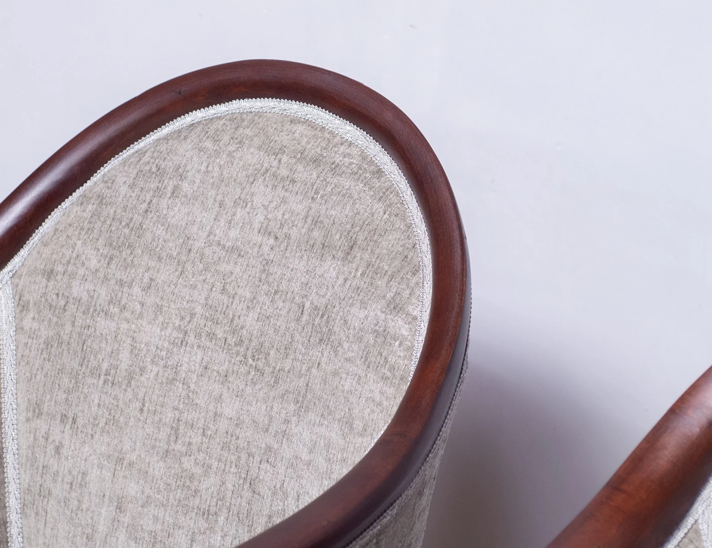 Реставрация пары кресел №6544 Братьев Тонет