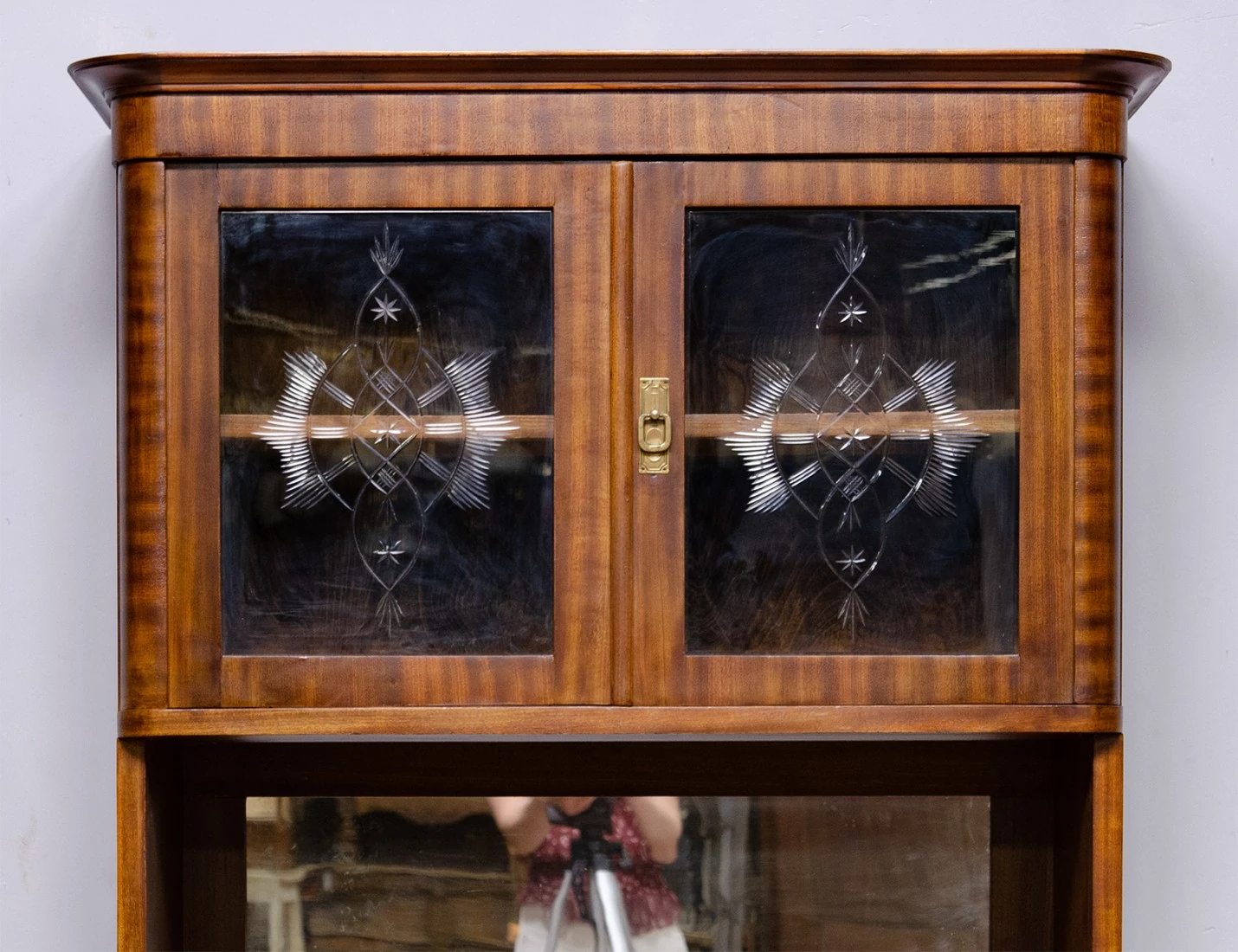 Реставрация старинного буфета