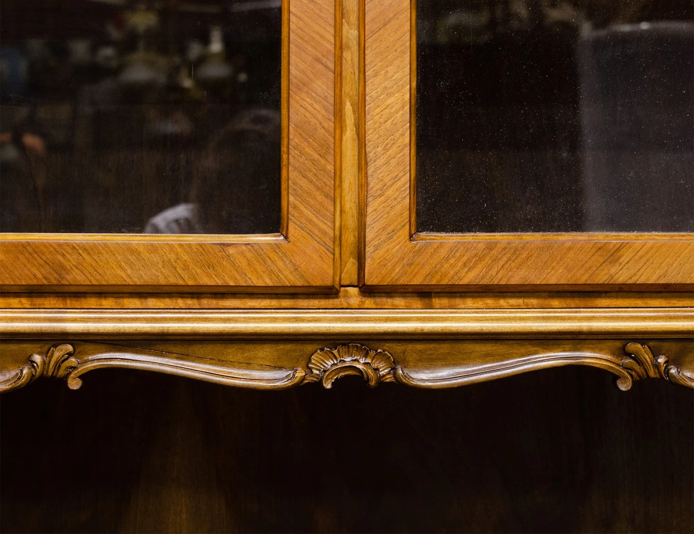 Реставрация венгерского буфета