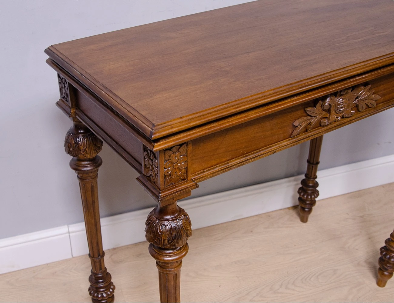 Реставрация антикварного ломберного стола