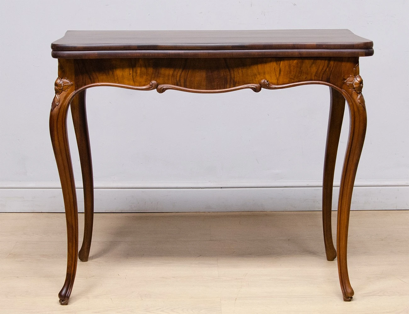 Реставрация ломберного столика 19 века