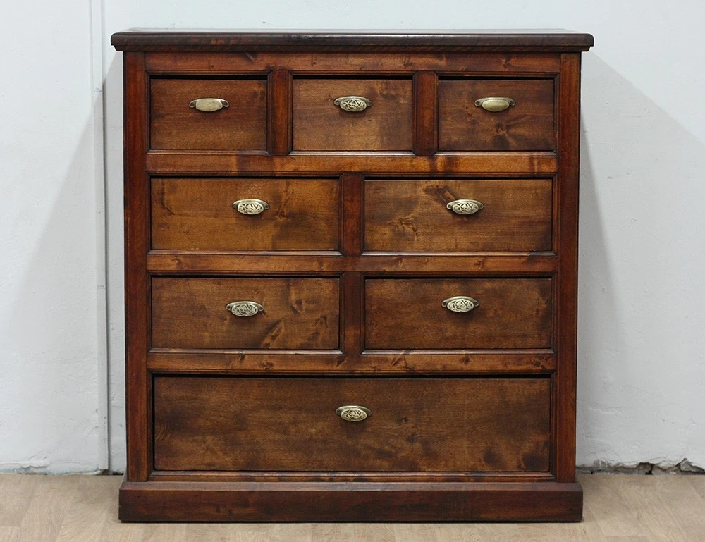 Реставрация старинного комода