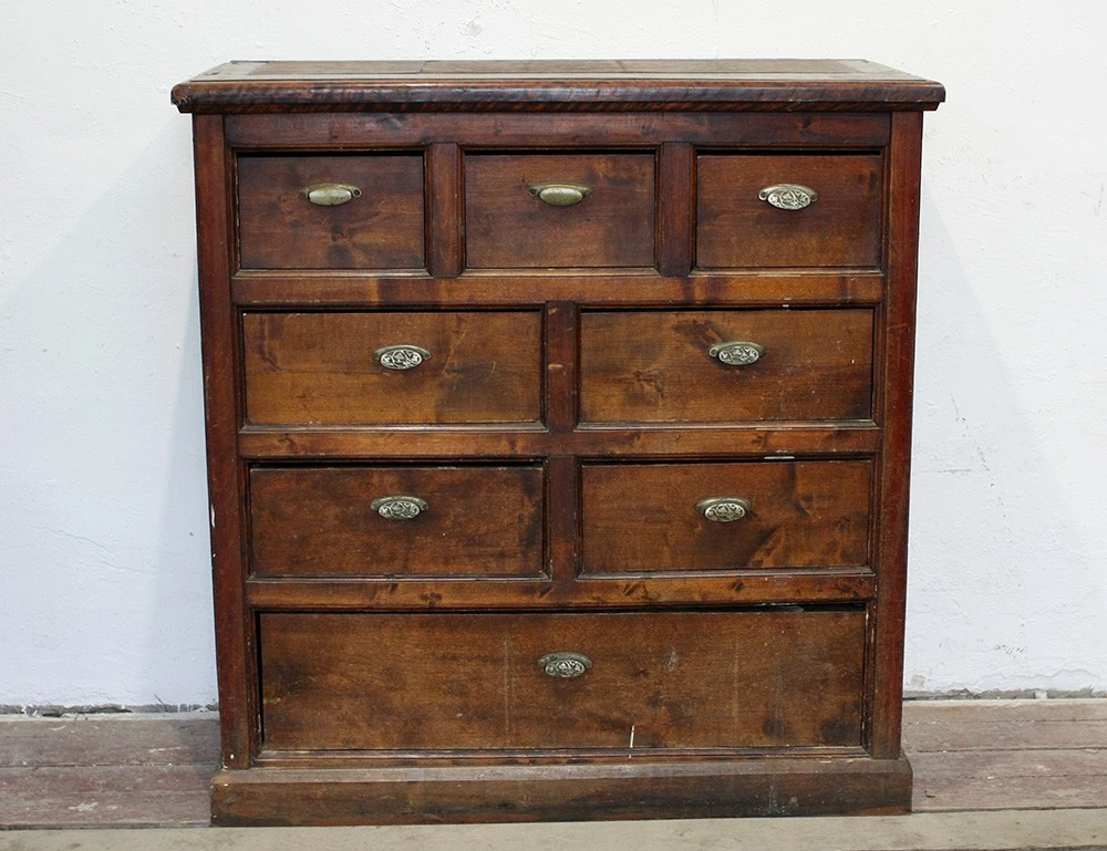 Реставрация старинного комода