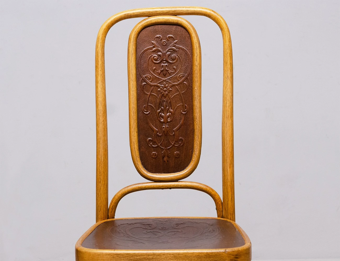 Реставрация стула №236 фирмы Конъ