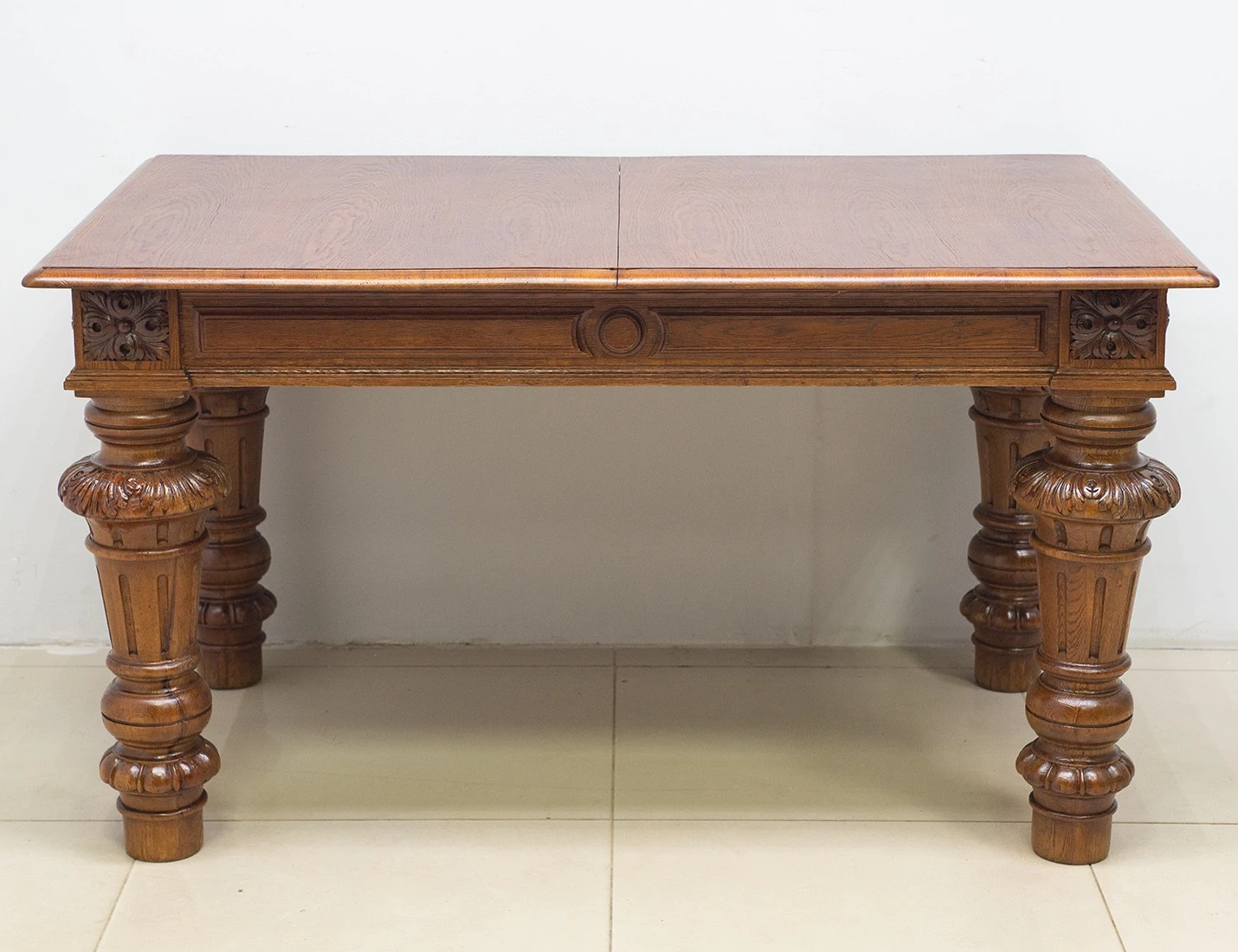 Реставрация дубового обеденного стола 19 века