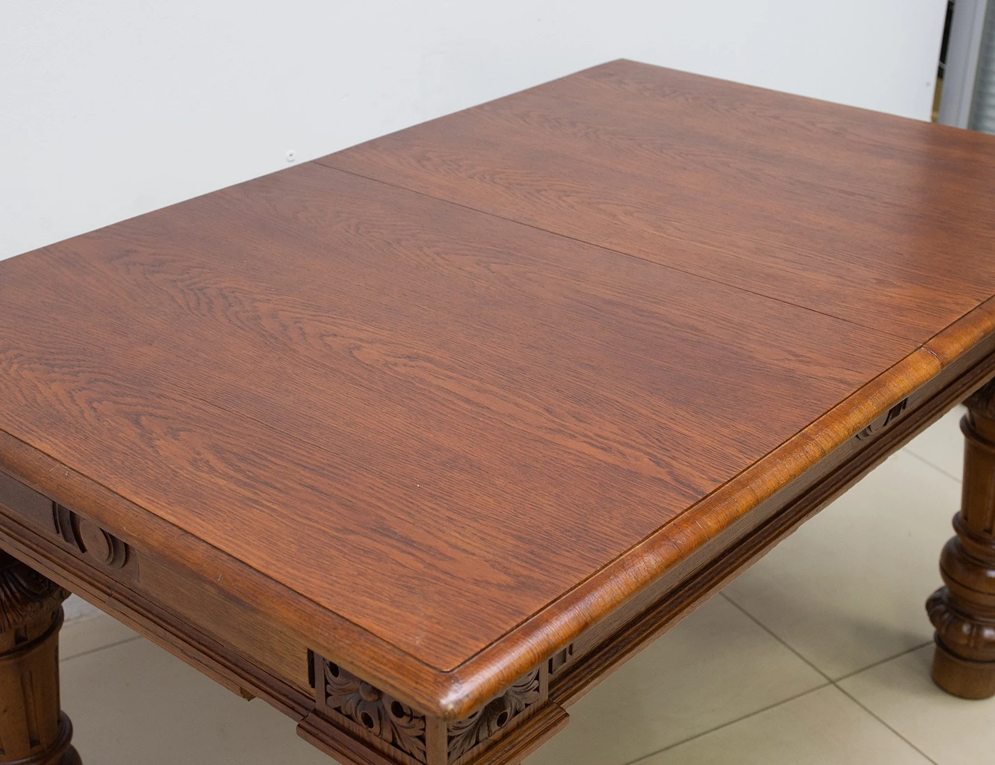 Реставрация дубового обеденного стола 19 века