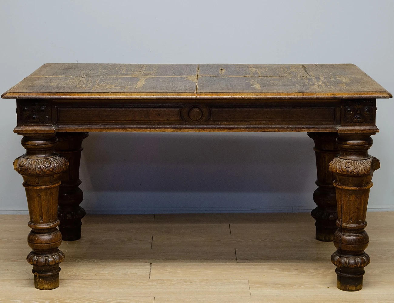 Реставрация дубового обеденного стола 19 века