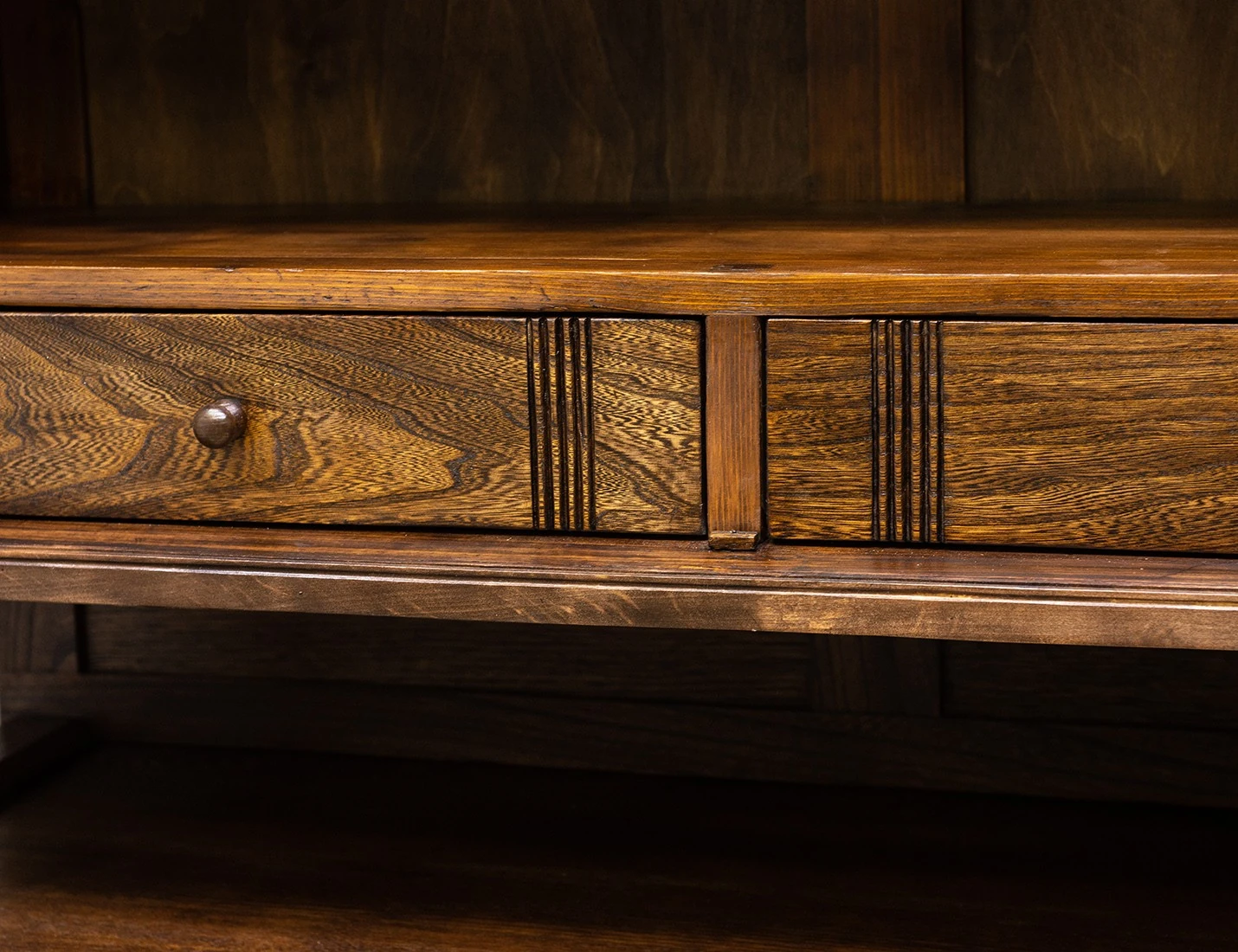 Реставрация антикварного буфета ясеня