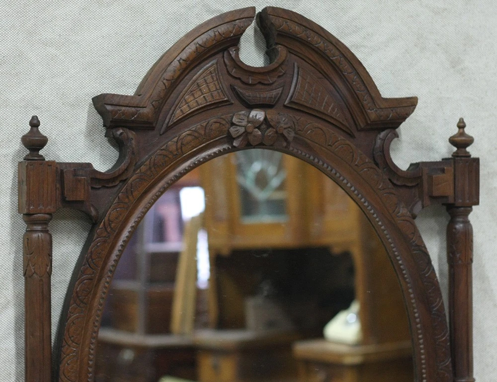 Реставрация небольшого старинного зеркала