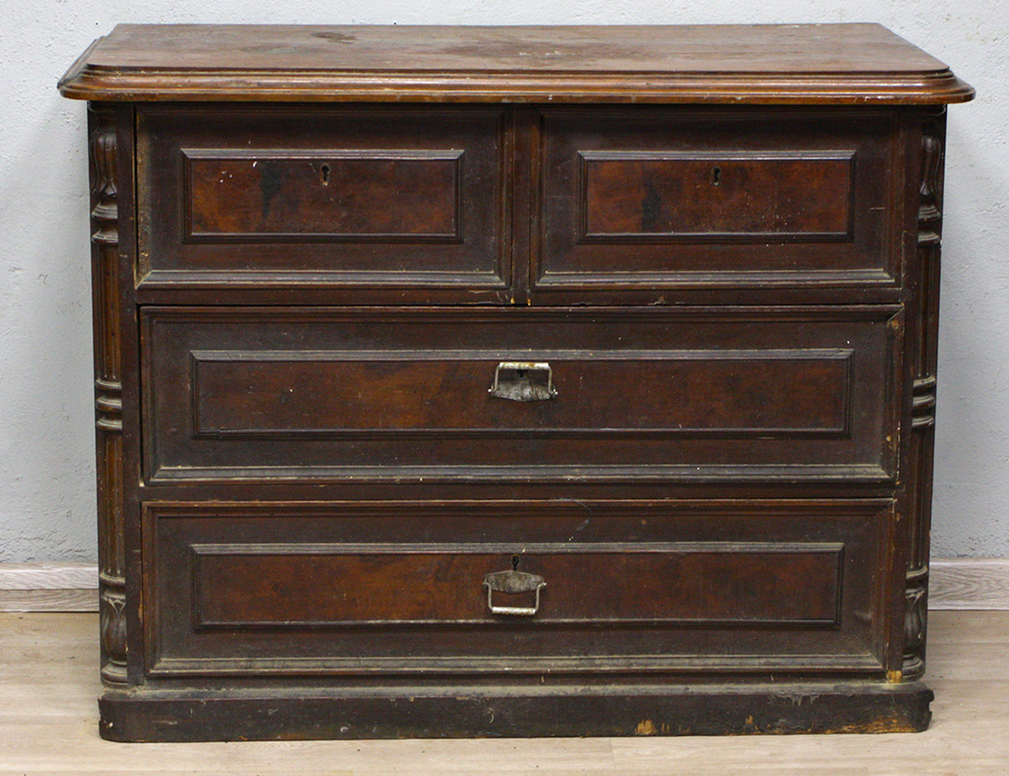 Реставрация антикварного орехового комода 19 века