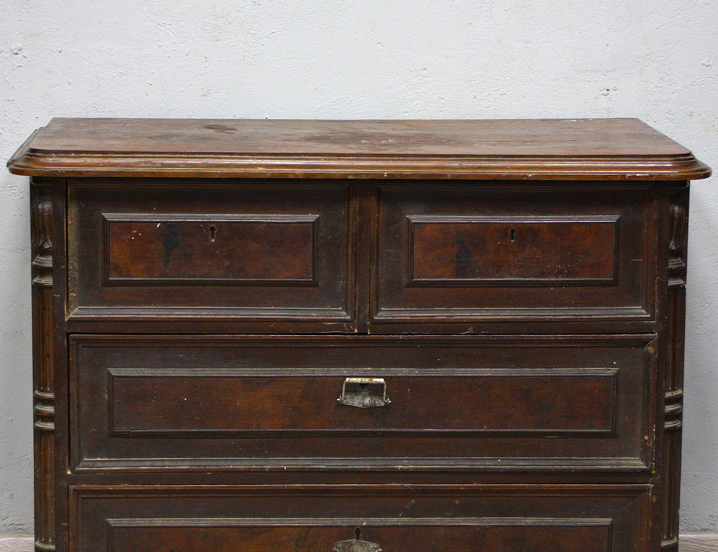 Реставрация антикварного орехового комода 19 века