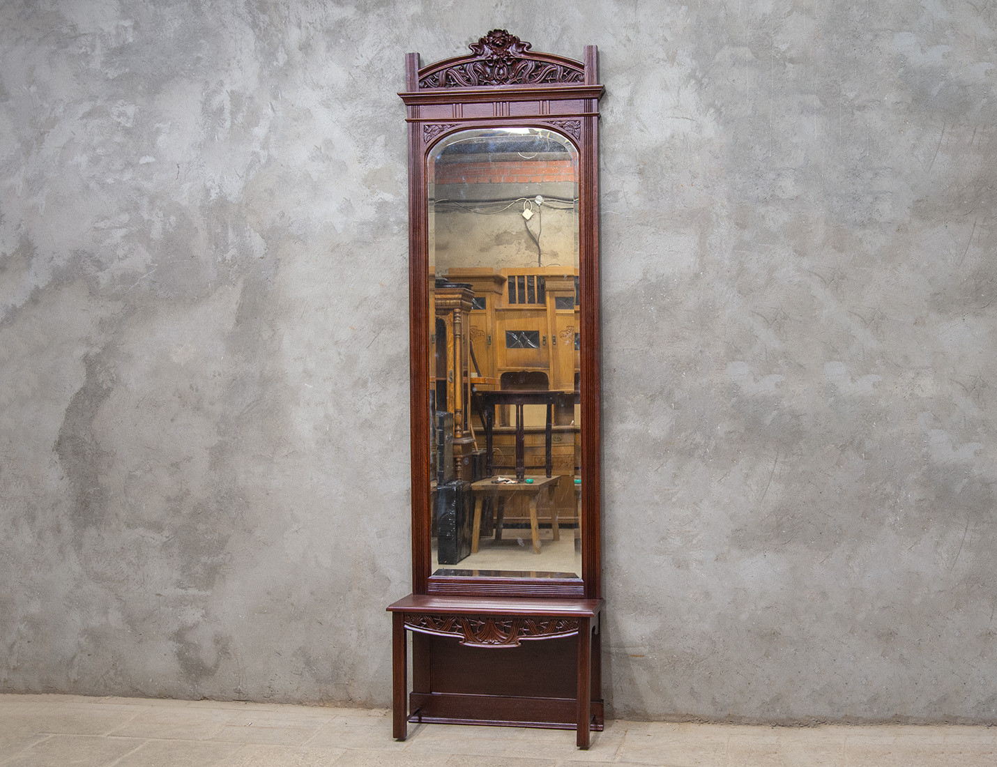 Реставрация простеночного зеркала в стиле модерн